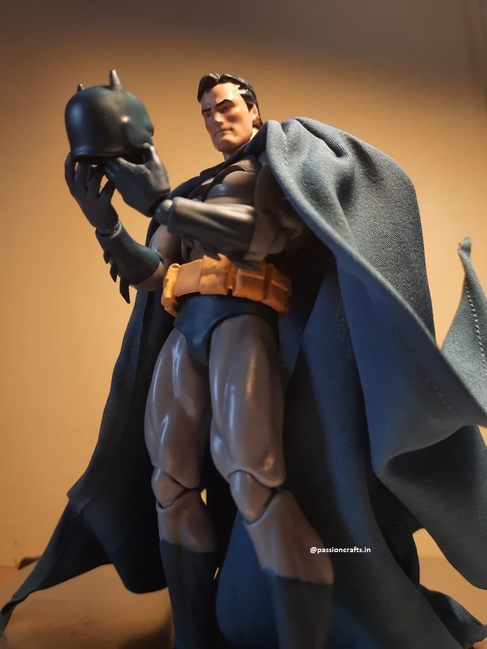 CT Toys Mafex-126 Hush Batman Blue Ver. [Bootleg] | Passion Crafts